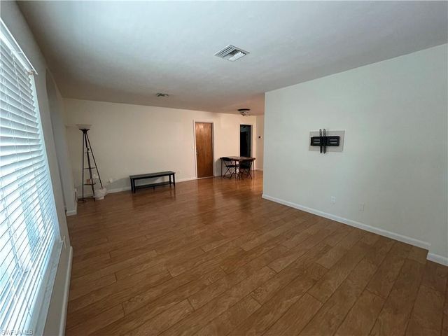 2748 44th ST SW, Naples, FL 34116