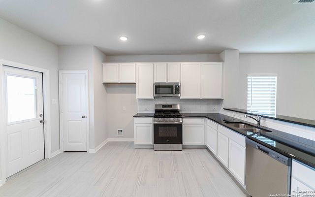 6523 Scooby Acres, San Antonio, TX 78253