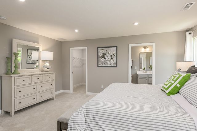 1176 Savannah Ave, Gallatin, TN 37066