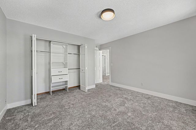 2199 Loyola Drive, Woodbury, MN 55125