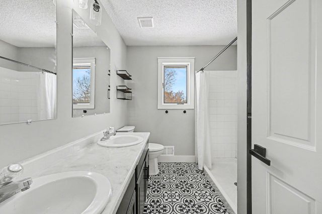 2199 Loyola Drive, Woodbury, MN 55125