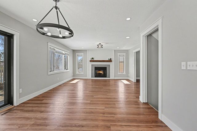 2199 Loyola Drive, Woodbury, MN 55125