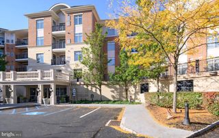 327 CARSON TER #327, Huntingdon Valley, PA 19006