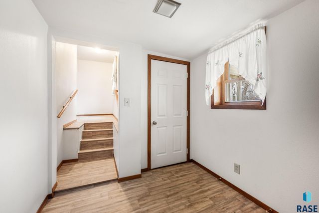 3333 N 7th Ave Avenue, Sioux Falls, SD 57104