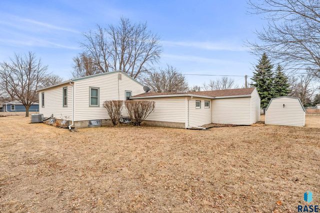 3333 N 7th Ave Avenue, Sioux Falls, SD 57104