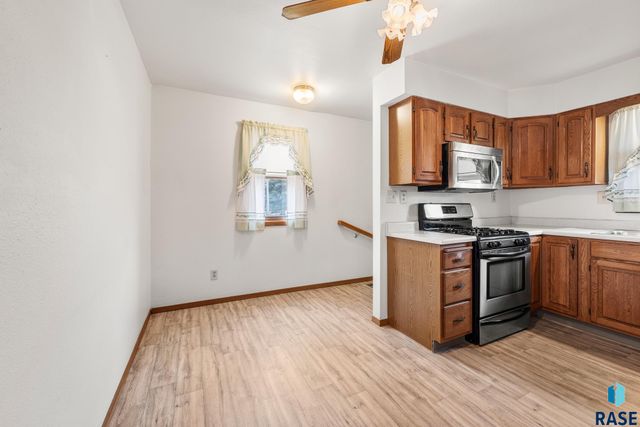 3333 N 7th Ave Avenue, Sioux Falls, SD 57104