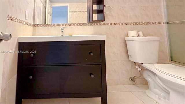 800 Parkview Drive 323, Hallandale Beach, FL 33009