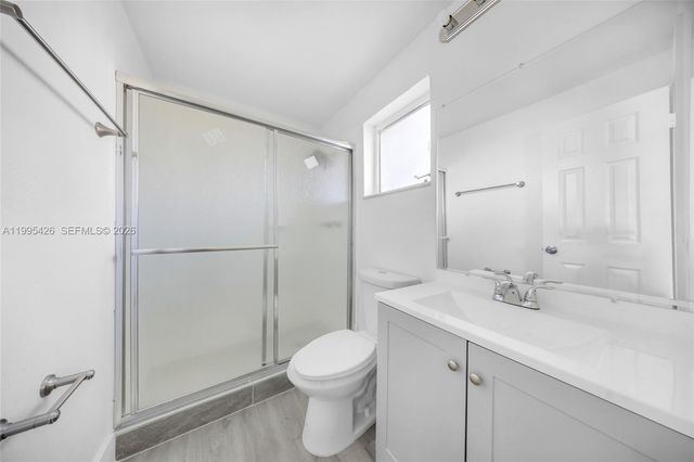 2520 NW 2nd Drive, Pompano Beach, FL 33064