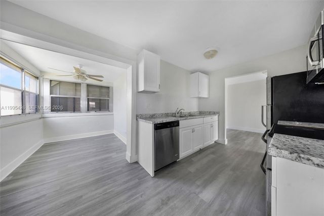 2520 NW 2nd Drive, Pompano Beach, FL 33064