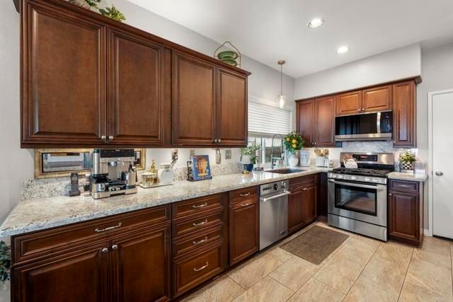 730 Foxhall Court, San Marcos, CA 92078