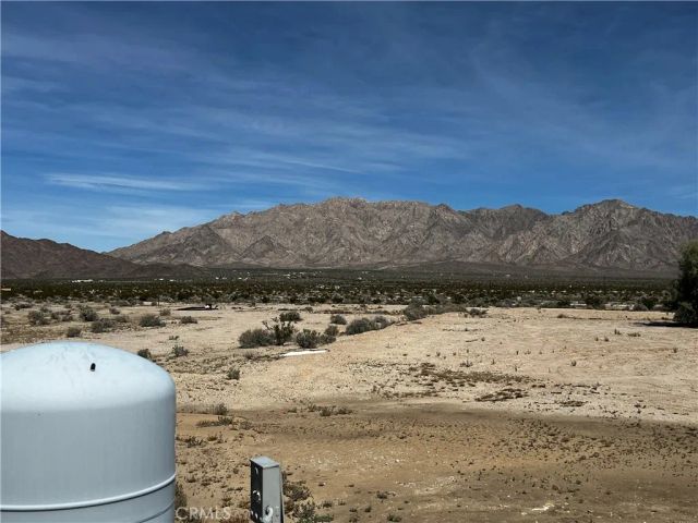 87884 Amboy Road, 29 Palms, CA 92277