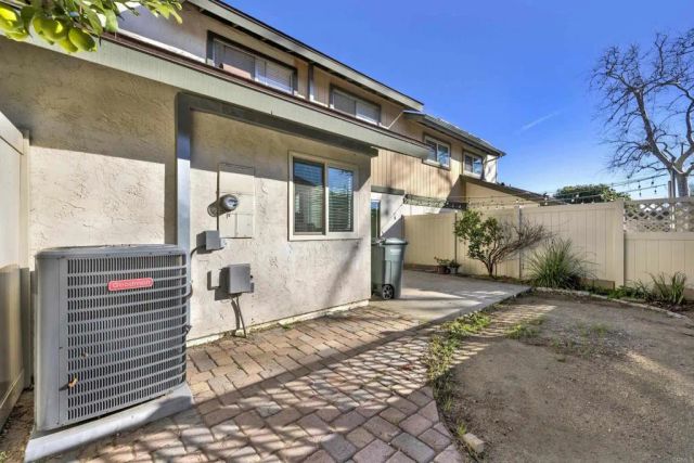 522 Smoketree Gln, Escondido, CA 92026