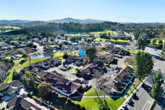522 Smoketree Gln, Escondido, CA 92026