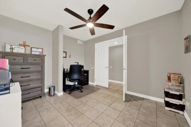 522 Smoketree Gln, Escondido, CA 92026