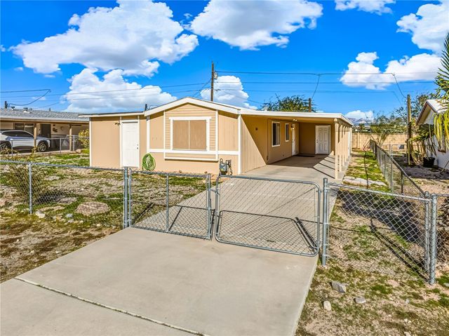5563 S Topaz Street, Fort Mohave, AZ 86426