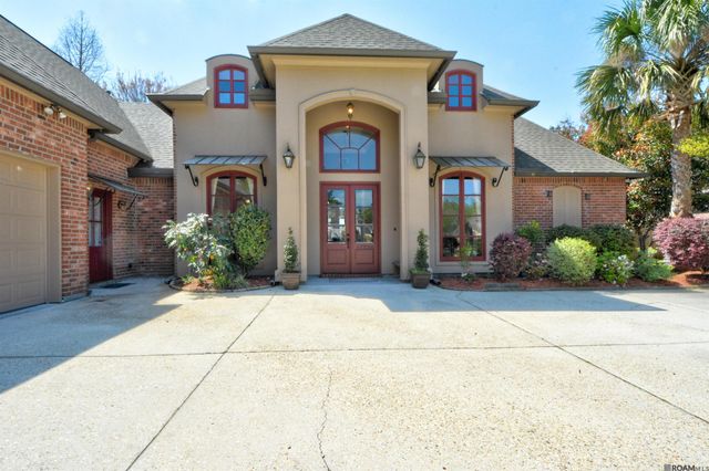 17524 W Purple Martin Ct, Baton Rouge, LA 70816