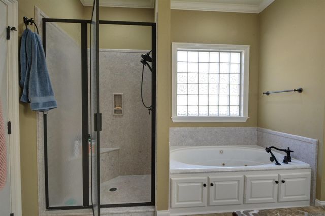 17524 W Purple Martin Ct, Baton Rouge, LA 70816