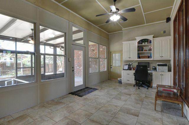 17524 W Purple Martin Ct, Baton Rouge, LA 70816