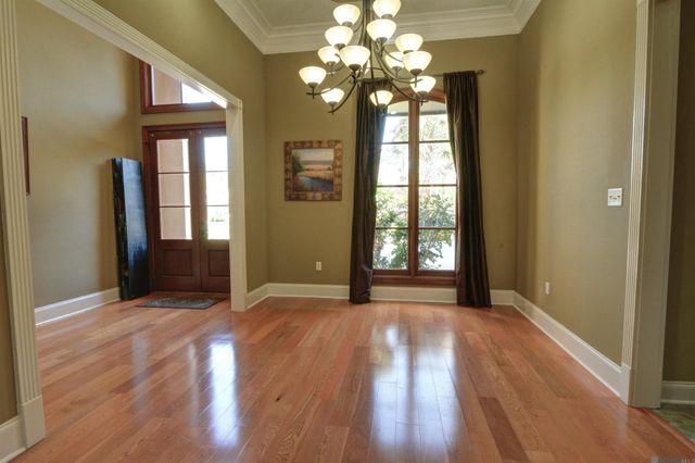 17524 W Purple Martin Ct, Baton Rouge, LA 70816