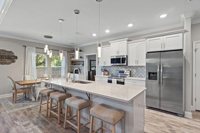 420 Spruce Street, Mary Esther, FL 32569
