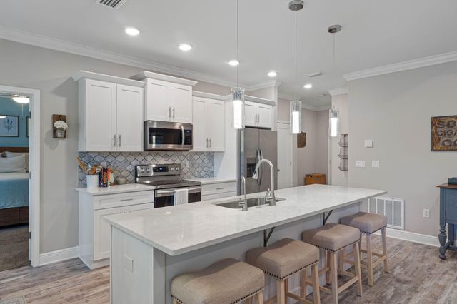 420 Spruce Street, Mary Esther, FL 32569