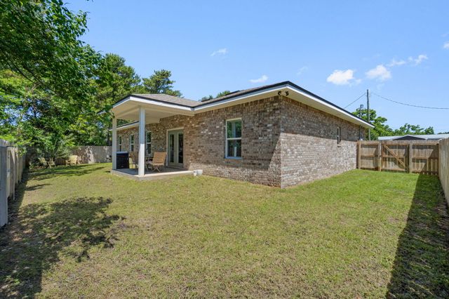 420 Spruce Street, Mary Esther, FL 32569