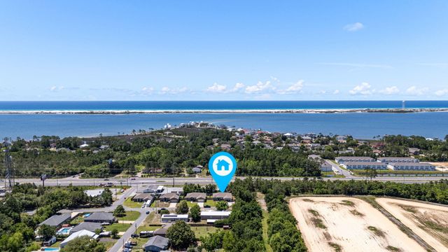 420 Spruce Street, Mary Esther, FL 32569