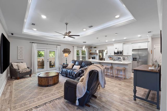 420 Spruce Street, Mary Esther, FL 32569