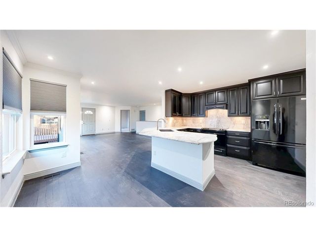 2705 S Delaware St, Englewood, CO 80110