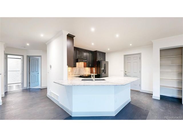 2705 S Delaware St, Englewood, CO 80110