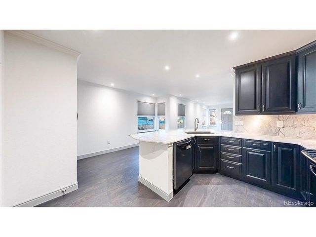 2705 S Delaware St, Englewood, CO 80110