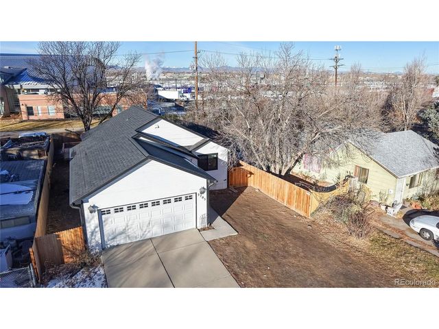 2705 S Delaware St, Englewood, CO 80110
