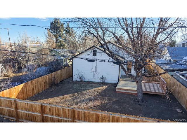 2705 S Delaware St, Englewood, CO 80110