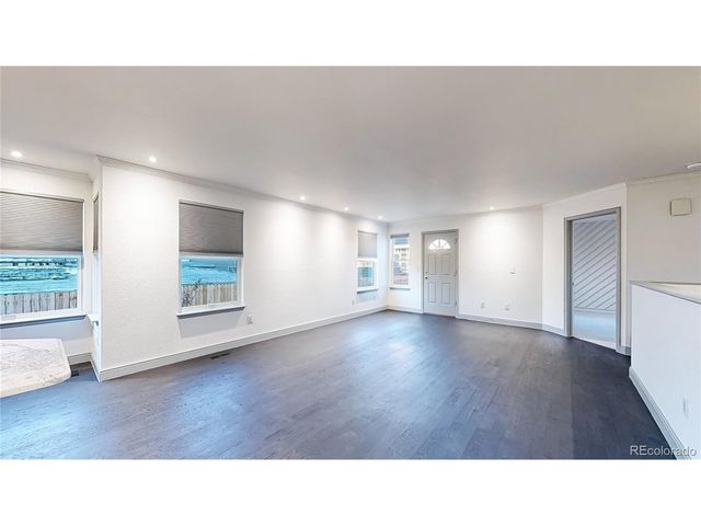 2705 S Delaware St, Englewood, CO 80110