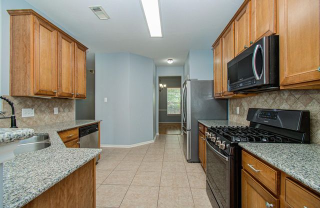 6307 S Wintersage Lane, Houston, TX 77066