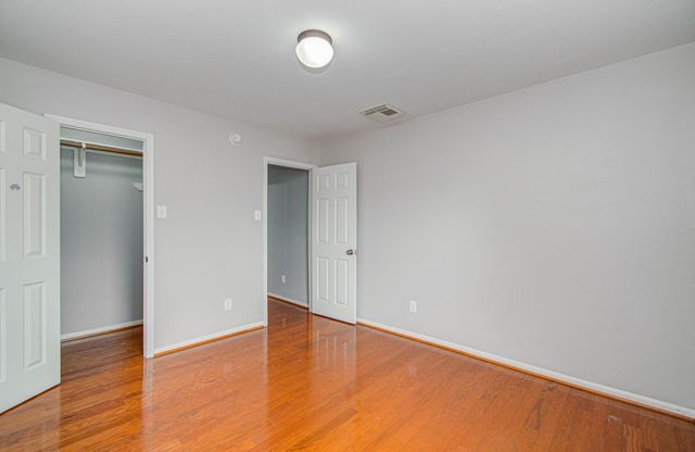 6307 S Wintersage Lane, Houston, TX 77066