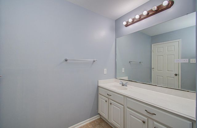 6307 S Wintersage Lane, Houston, TX 77066