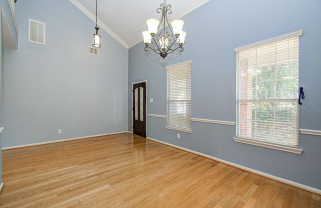 6307 S Wintersage Lane, Houston, TX 77066