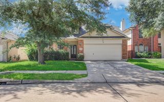 6307 S Wintersage Lane, Houston, TX 77066