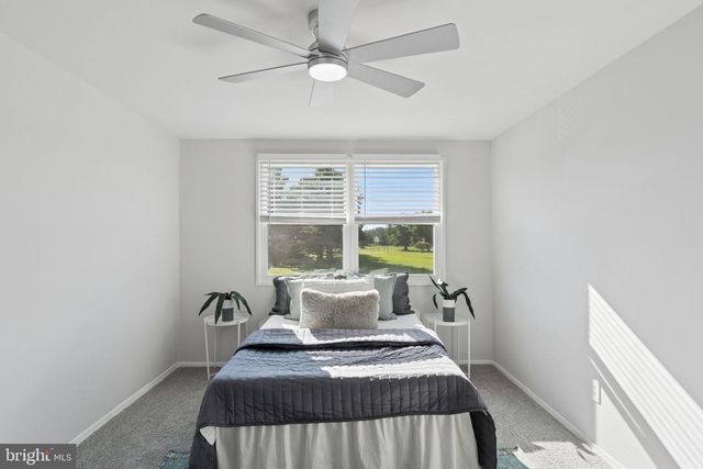 1006 MIDDLEBOROUGH RD, Baltimore, MD 21221