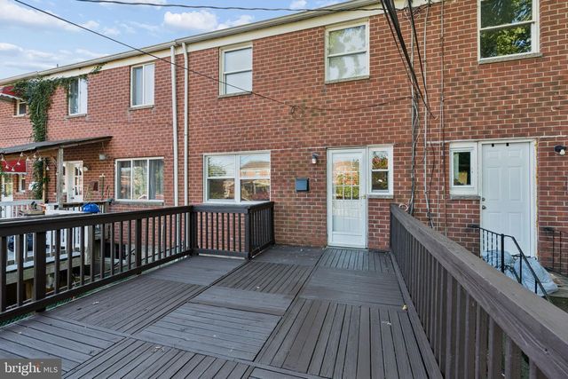 1006 MIDDLEBOROUGH RD, Baltimore, MD 21221