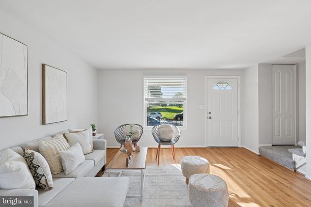1006 MIDDLEBOROUGH RD, Baltimore, MD 21221