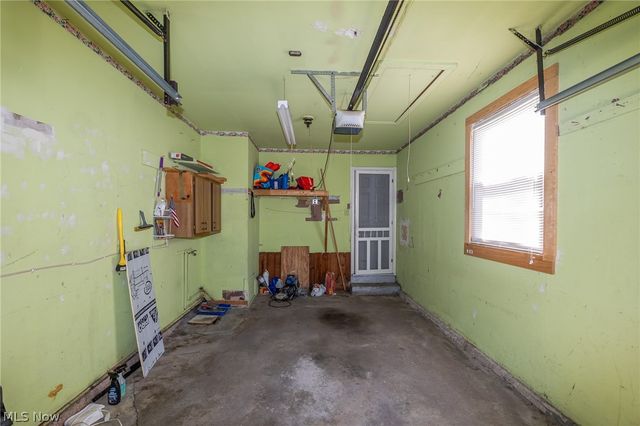 6117 Ira Avenue, Brooklyn, OH 44144