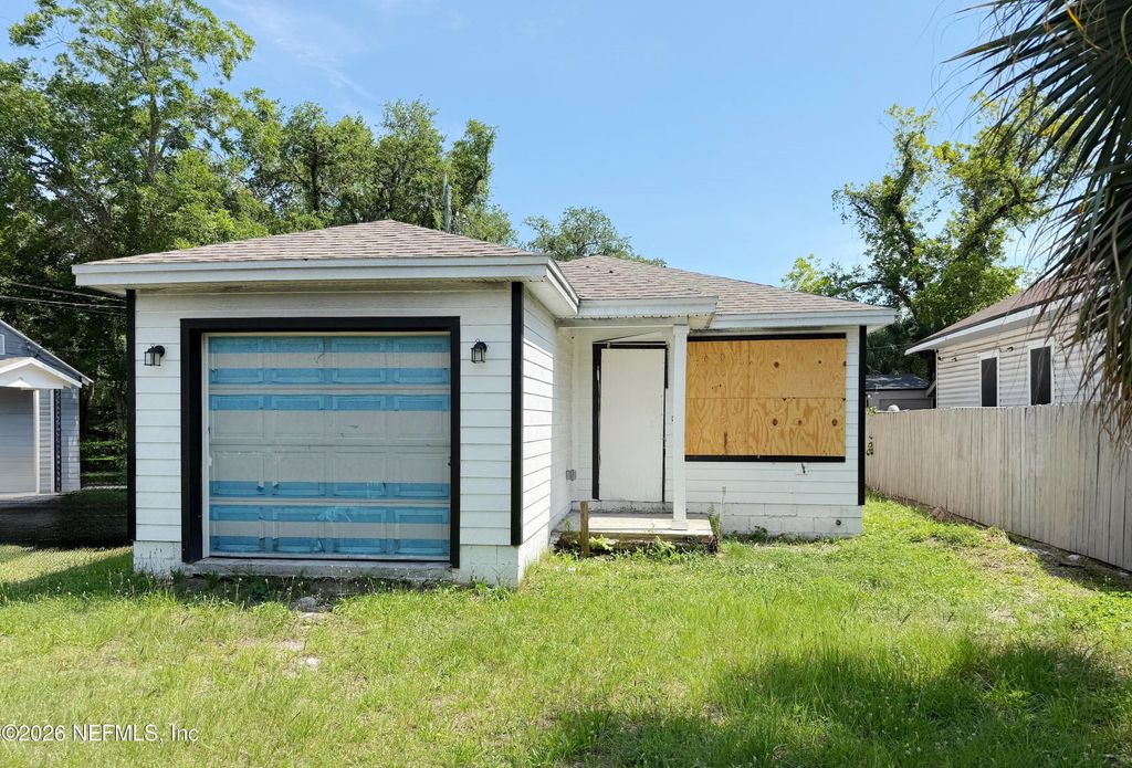 1030 8TH Street W, Jacksonville, FL 32209