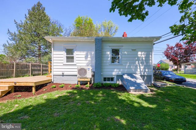 1746 TEMPLE AVE, Lancaster, PA 17603