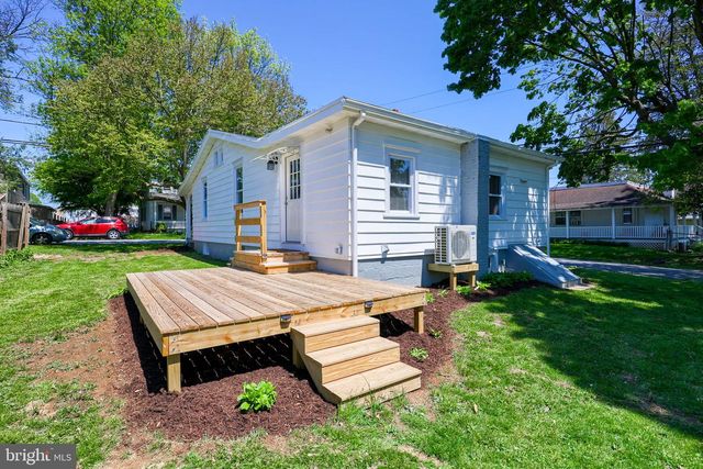 1746 TEMPLE AVE, Lancaster, PA 17603
