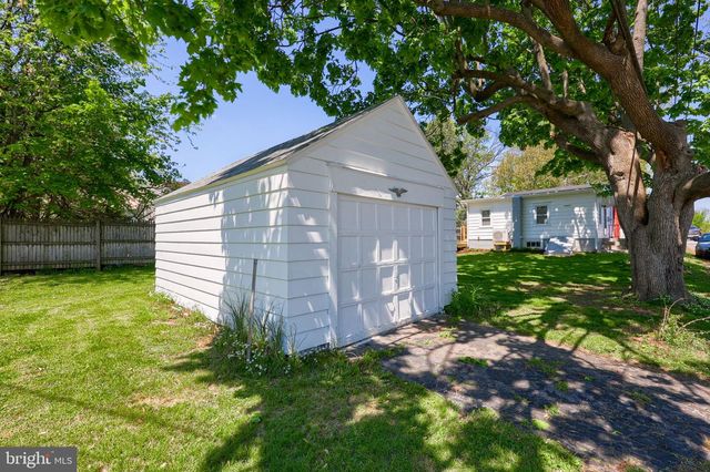 1746 TEMPLE AVE, Lancaster, PA 17603