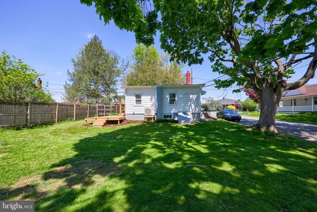 1746 TEMPLE AVE, Lancaster, PA 17603