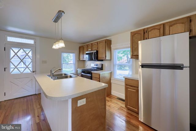 1746 TEMPLE AVE, Lancaster, PA 17603