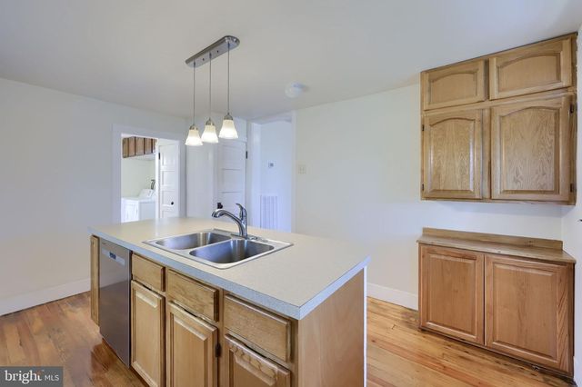 1746 TEMPLE AVE, Lancaster, PA 17603